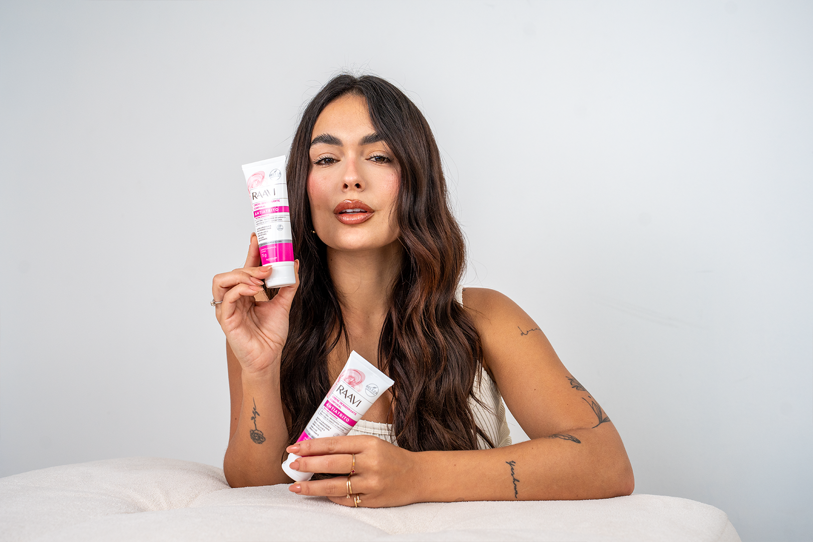 Creme Desodorante Antiatrito Raavi: a Novidade que Vai Mudar sua Rotina de Cuidados com a Pele